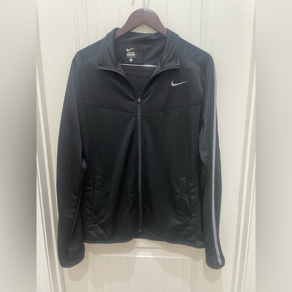 Nike Black Men's Full-Zip Performance Jacket with Gray Stripe